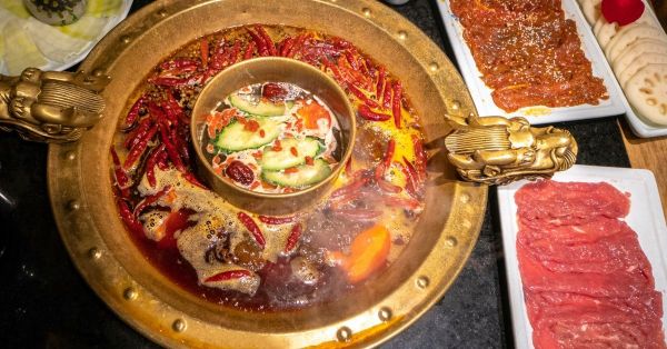 Lẩu Tứ Xuyên đậm đà hương vị