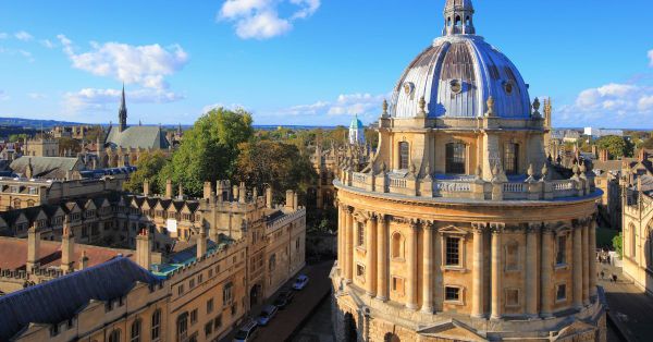 Trường đại học Oxford - Địa điểm tham quan tuyệt vời khi du lịch Anh Quốc
