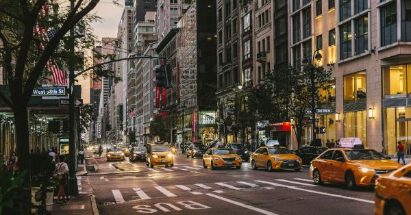 Thăm thú Đại lộ 5 (5th Avenue)