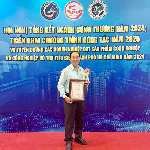 VIỆT Á CHÂU VINH DỰ ĐẠT GIẢI THƯỞNG 