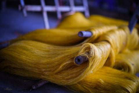 THE MIRACULOUS REVIVAL OF DUI NAM CAO SILK VILLAGE - KIEN XUONG