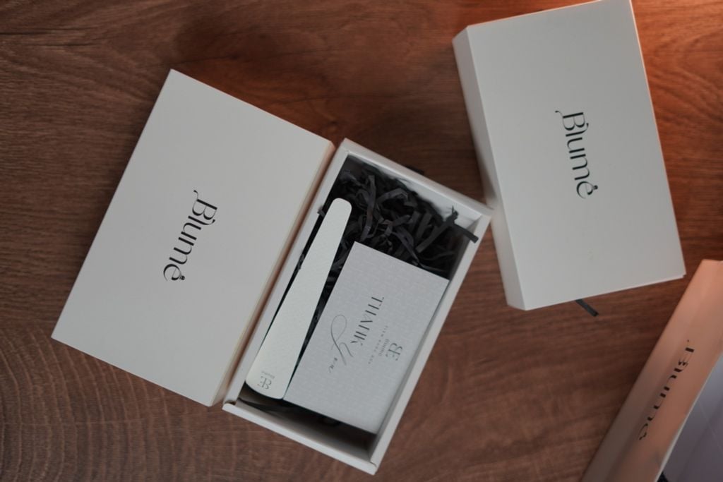 Cách giữ nước hoa thơm lâu