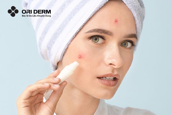 Top 10 Thuốc Chấm Mụn Hiệu Quả Được Bác Sĩ Da Liễu Tin Dùng