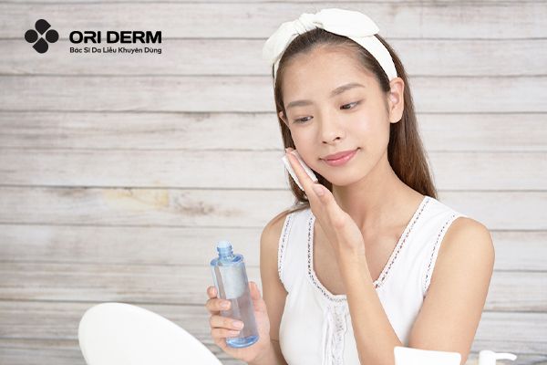 Lưu ý khi tẩy trang cho da dầu mụn