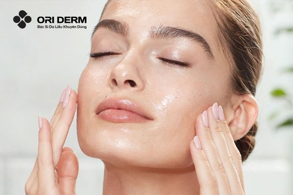 Tẩy tế bào chết bằng sản phẩm dịu nhẹ