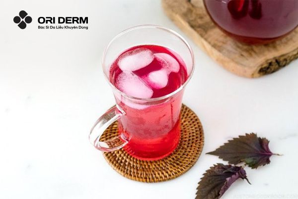 Uống nước lá tía tô trị mụn