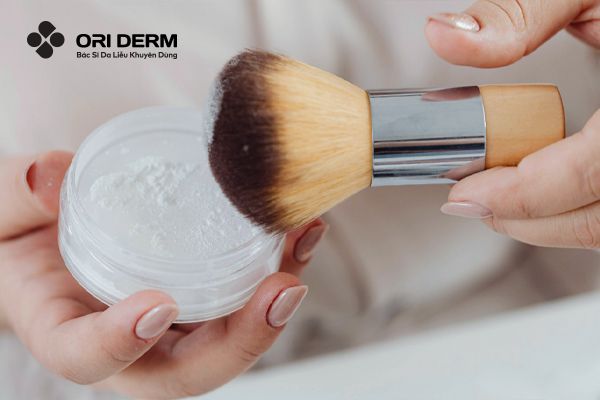 Phủ phấn kiềm dầu