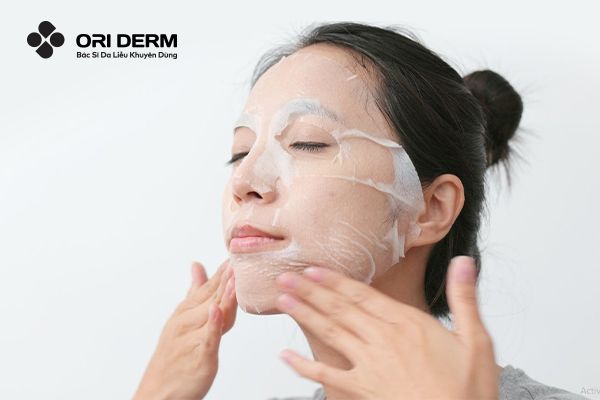 Mặt Mụn Có Nên Đắp Mặt Nạ Giấy Không? Cách Chọn Mặt Nạ Giấy Hiệu Quả