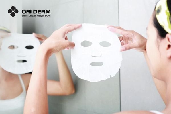 Bị mụn đắp mặt nạ được không?