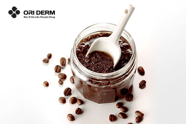 Tẩy tế bào chết body bằng bã Cafe