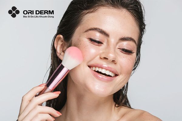 Hướng Dẫn Các Bước Trang Điểm Cho Da Mụn Giúp Che Phủ Tốt