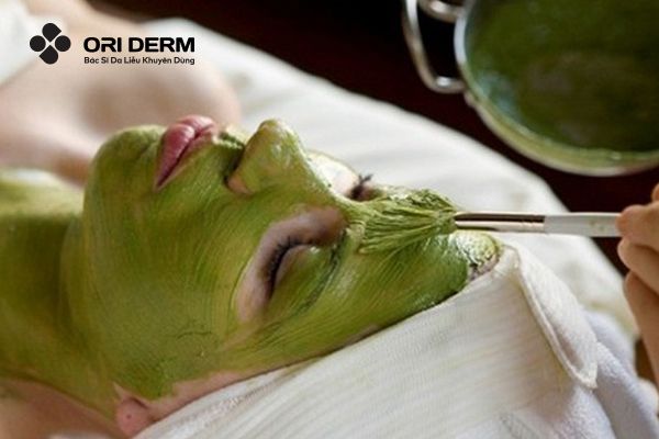 Cách làm hết mụn với mặt nạ trà xanh