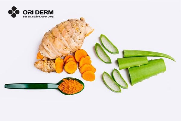 Cách trị thâm mụn bằng nghệ và nha đam