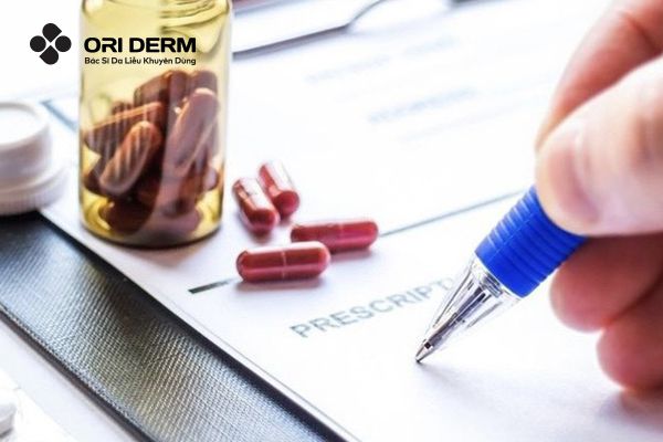 Cách trị ổ mụn viêm bằng thuốc kê đơn