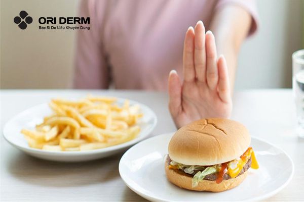 Duy trì chế độ ăn lành mạnh