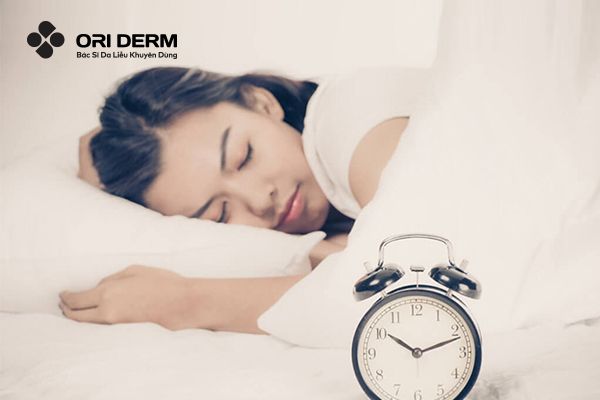 Cách ngăn ngừa mụn viêm đỏ ở má tái phát