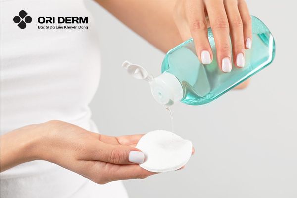 3 tiêu chí lựa chọn nước tẩy trang cho da khô
