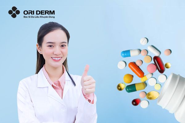 Dùng thuốc trị mụn viêm đỏ ở má do Bác sĩ kê đơn