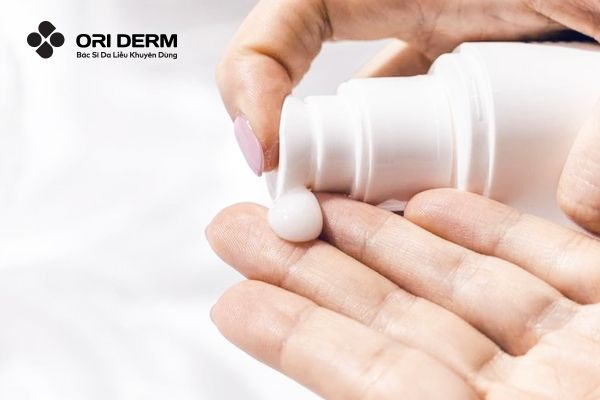 Cách bôi kem chống nắng hóa học hiệu quả