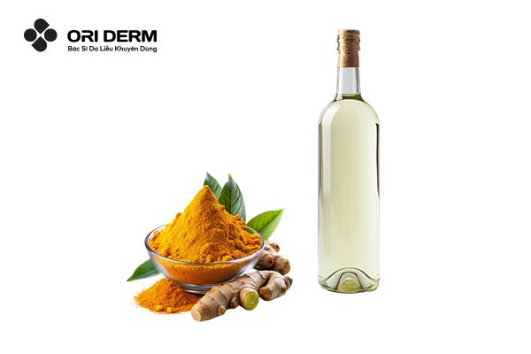 Dùng rượu và nghệ tươi trị sẹo lõm