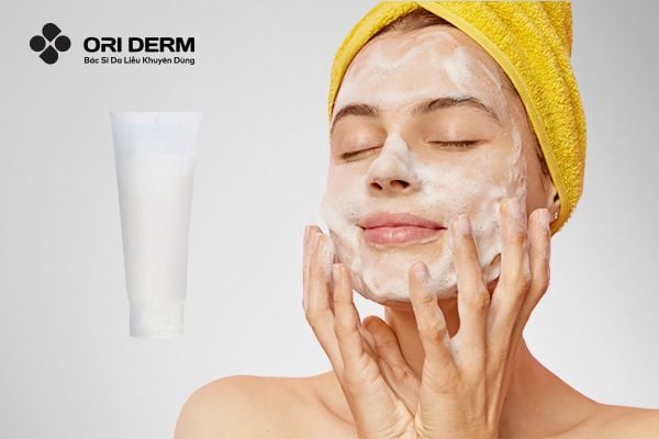 Tiêu chí lựa chọn sữa rửa mặt tạo bọt tốt cho da mụn