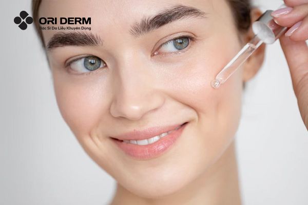 Bật Mí Top 8 Retinol Trị Mụn, Chống Lão Hóa Hiệu Quả Không Thể Bỏ Qua