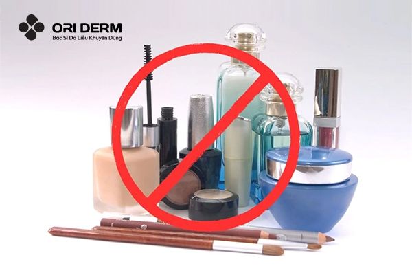 Chăm da sau ngày đầu tiên lấy cồi mụn