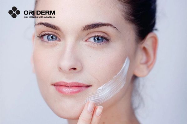 Sử dụng kem trị sẹo