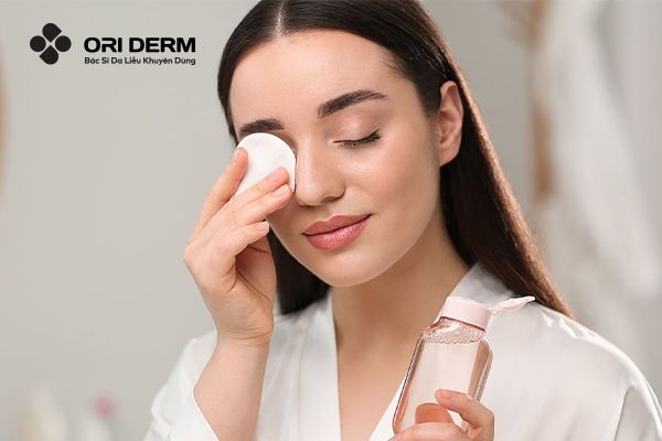 Hé Lộ 05 Sản Phẩm Tẩy Trang Mắt Siêu Sạch Và An Toàn Cho Da