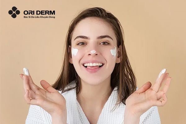 Thoa kem chống nắng