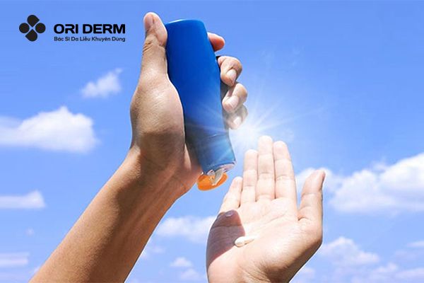 Thoa kem chống nắng