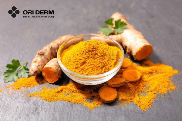 Dùng nghệ tươi trị thâm mụn