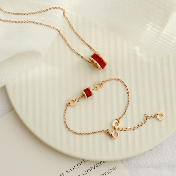 Top 10 Loại Trang Sức Được Ưa Chuộng Nhất Năm 2024
