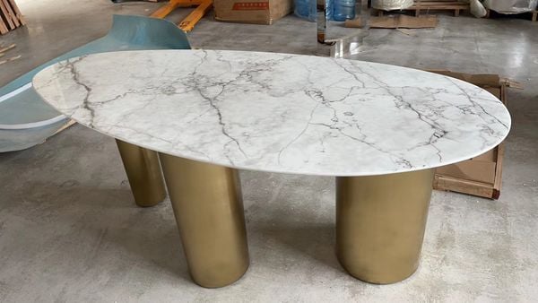 Bàn Ăn Mặt Đá Cao Cấp Oval