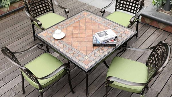 Tiêu chí lựa chọn bàn sân vườn