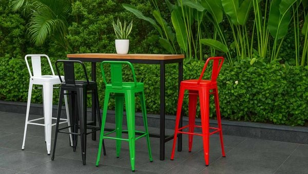 Bàn sân vườn bằng sắt