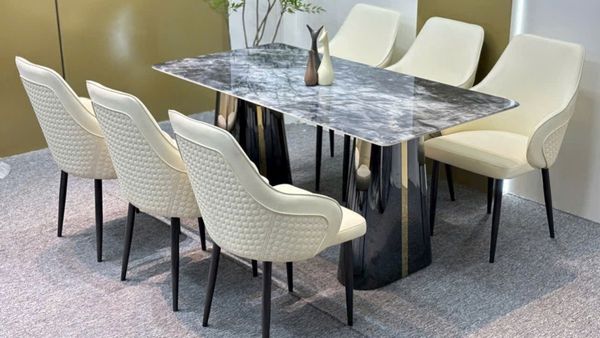 Bàn Ăn Mặt Đá Cao Cấp VNT151