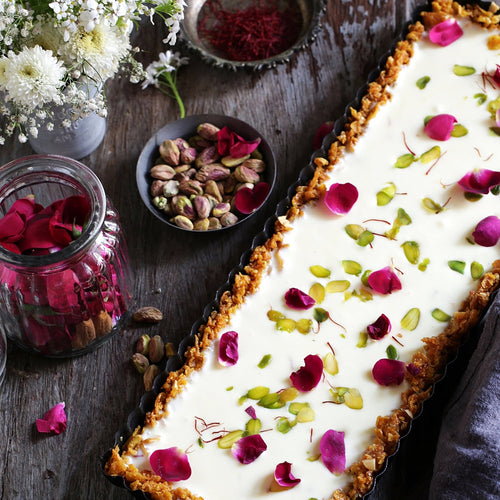 Bánh tart ngô socola saffron: Nữ hoàng bánh ngọt từ ngũ cốc thừa trong bếp