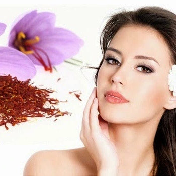 Các cách dưỡng da gìn giữ thanh xuân siêu đơn giản với saffron