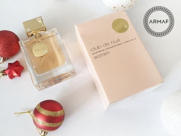 Club de nuit nữ
