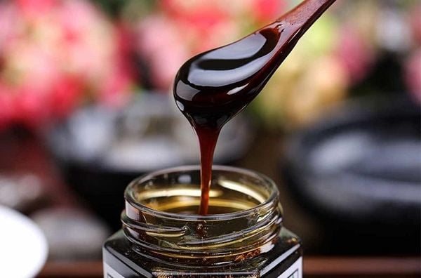 Gen Z và Gen Y - Cuộc chiến không hồi kết với sự 