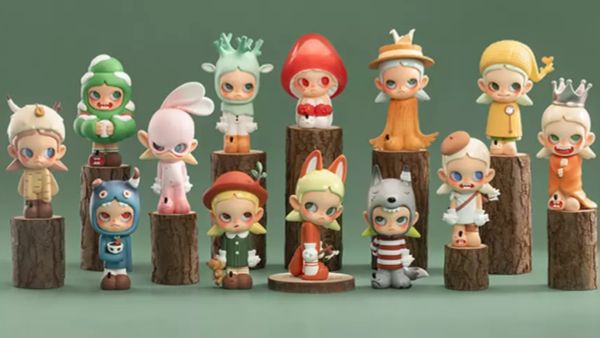 Zsiga Walking Into the Forest Series Bộ Sưu Tập Đầy Cuốn Hút