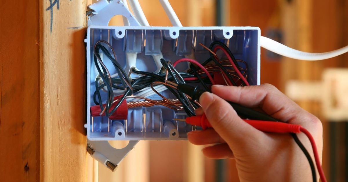 Lưu ý an toàn khi đấu bảng điện tại nhà