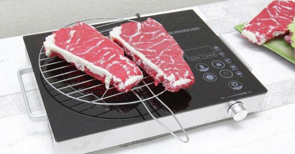 Cách sử dụng vỉ nướng trên bếp hồng ngoại