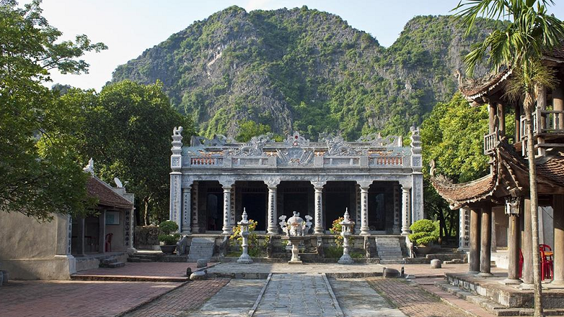 Chùa Linh Cốc – Chốn linh thiêng giữa non nước Ninh Bình