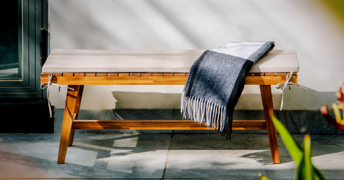 Ghế Băng Ngoài Trời Kèm Nệm - Patio Bench