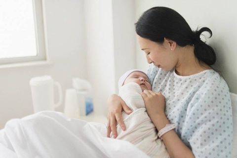 [Giải đáp] Sau sinh bao lâu thì được giặt quần áo?