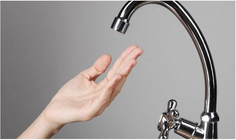 Máy lọc nước chảy yếu: Nguyên nhân và cách khắc phục