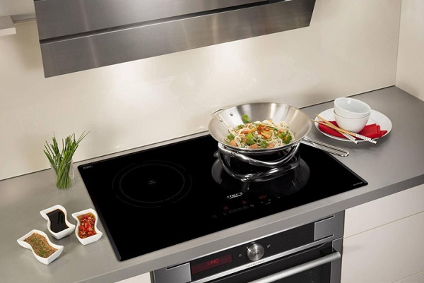 Lắp Đặt Bếp Điện Từ Âm Sang Trọng, Hiện Đại – Dịch Vụ Chuyên Nghiệp Tại Khánh Vy Home