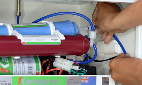 Máy lọc nước kêu tạch tạch: Nguyên nhân và cách khắc phục